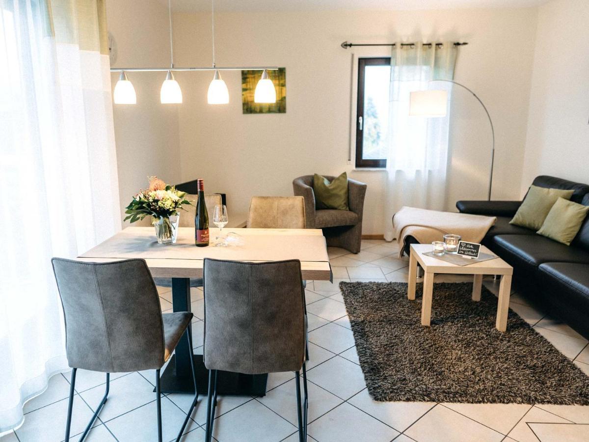 Wein & Wohngut Paulushof Hotell Pünderich Exteriör bild