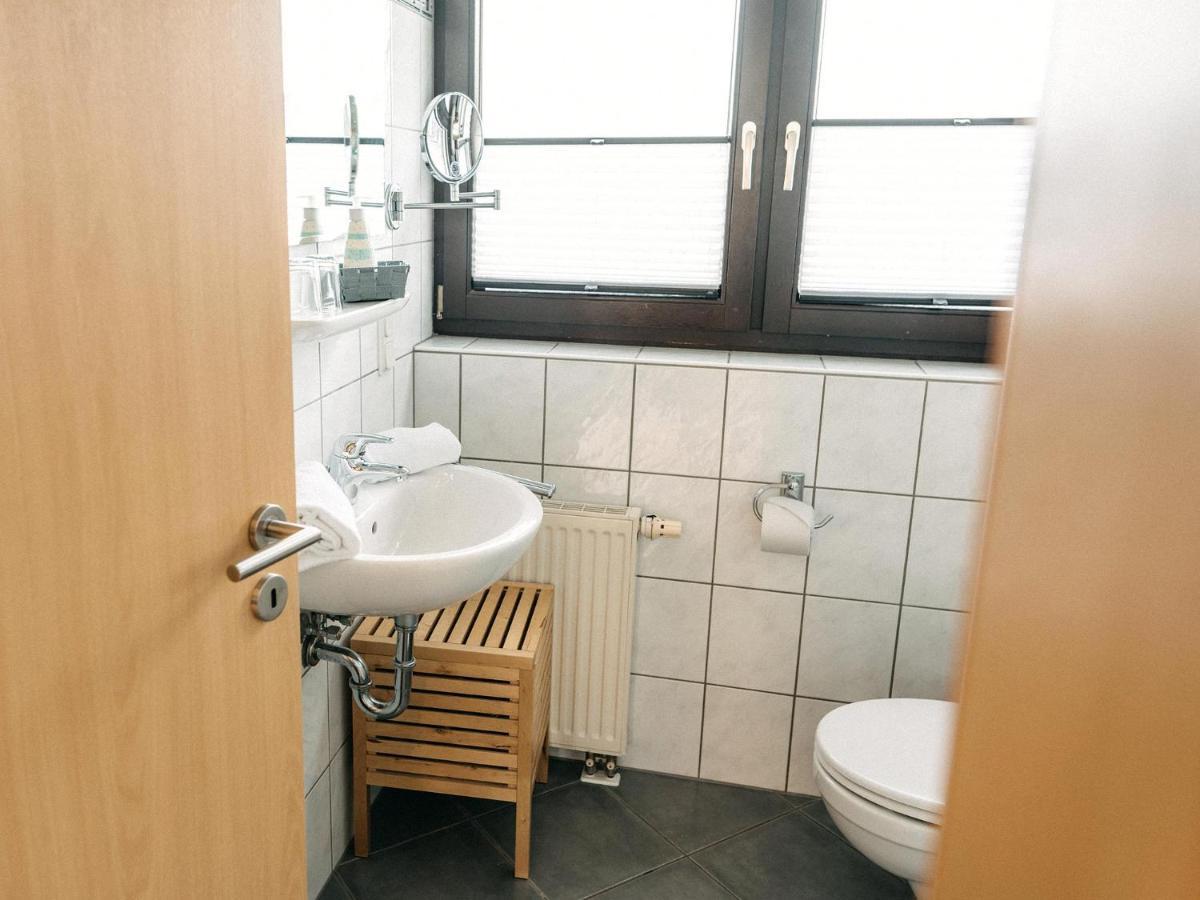 Wein & Wohngut Paulushof Hotell Pünderich Exteriör bild