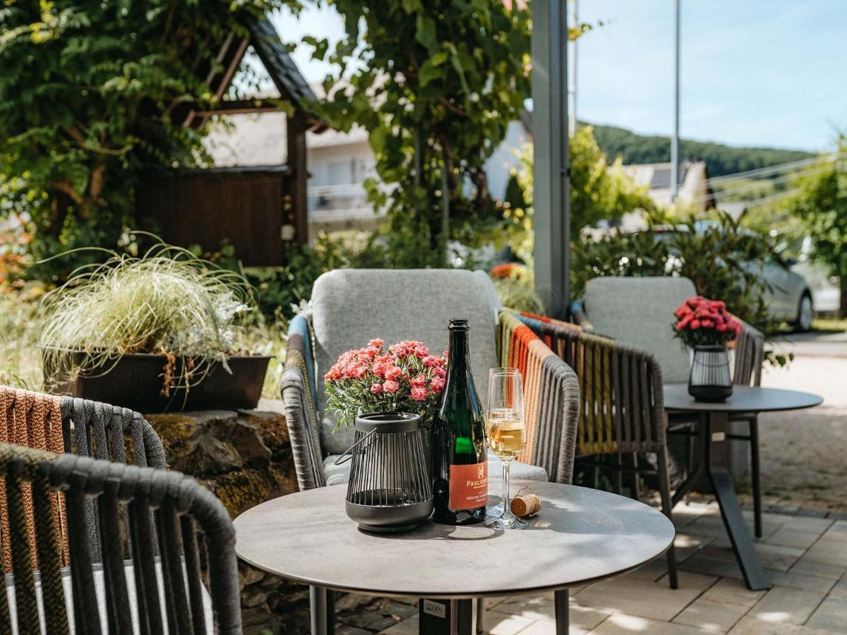Wein & Wohngut Paulushof Hotell Pünderich Exteriör bild
